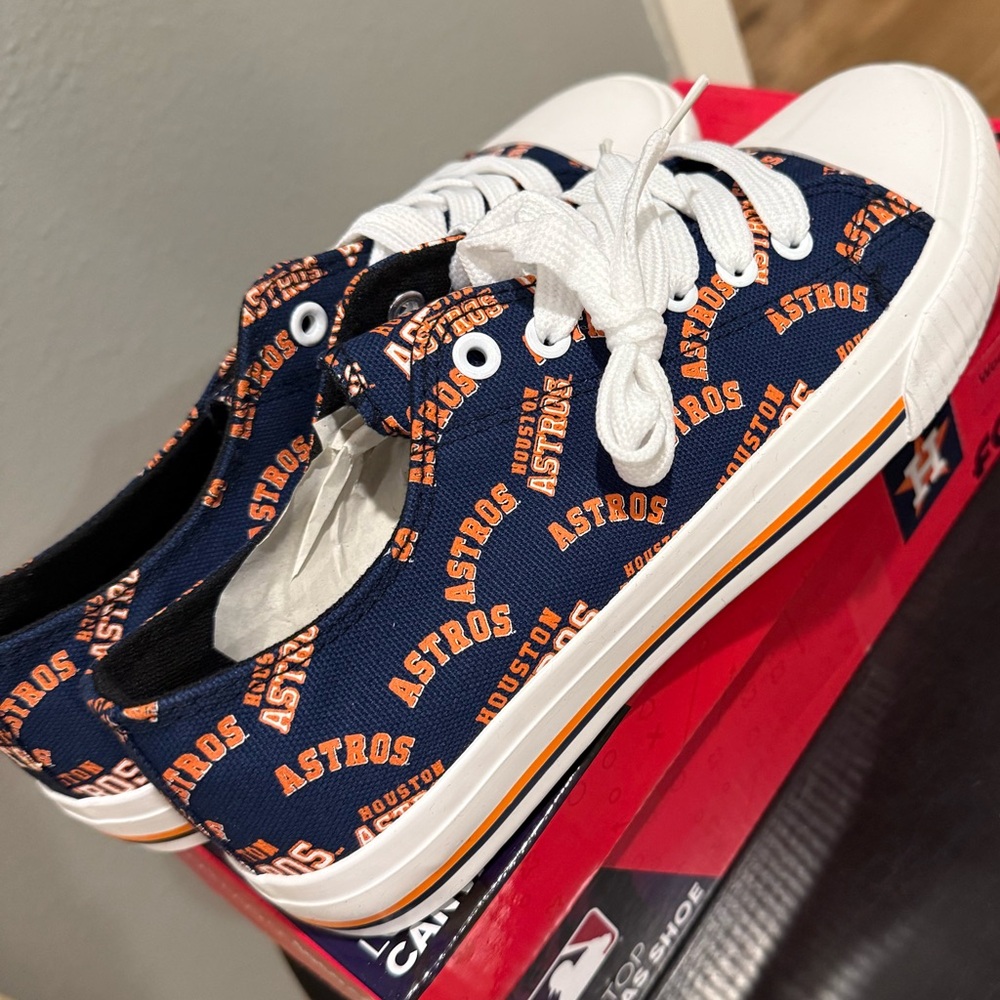 FOCO canvas sneaker Houston Astros Women’s Size 9
